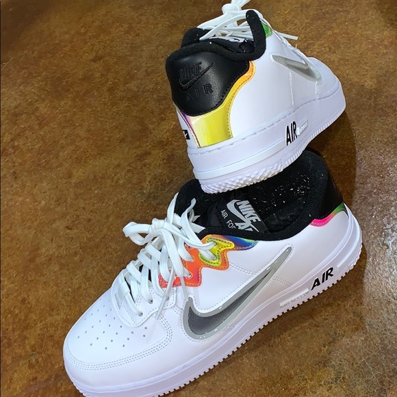 nike air force 1 color shift